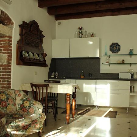 ヴェローナResidenza Carducci Centro Storicoアパートメント 部屋 写真