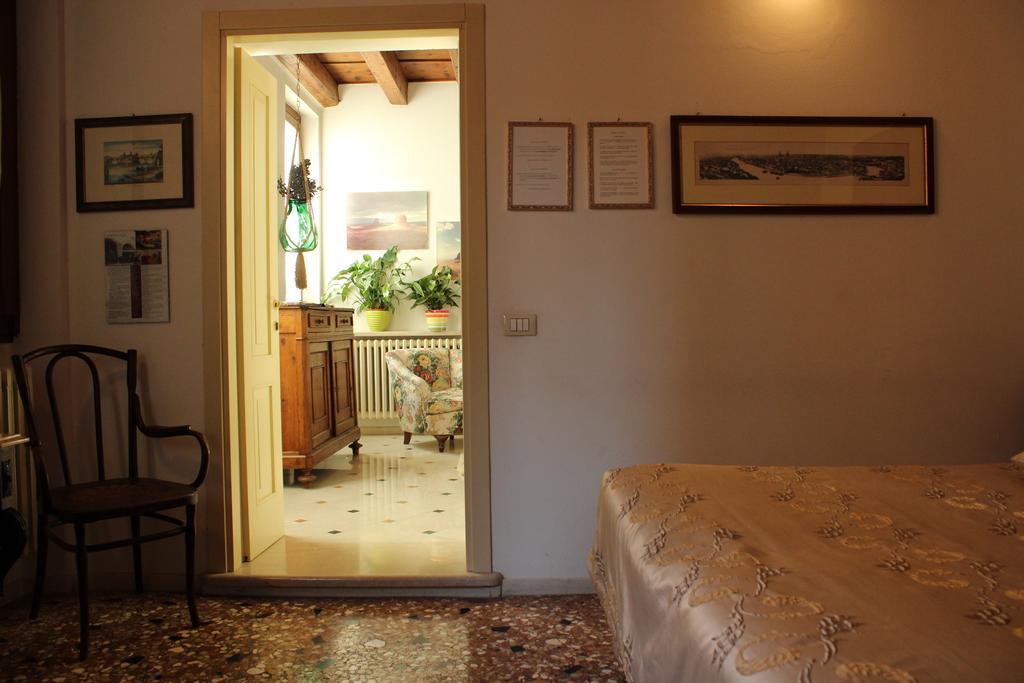 ヴェローナResidenza Carducci Centro Storicoアパートメント 部屋 写真